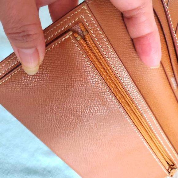 Hermes Wallet - Picture 13 of 16